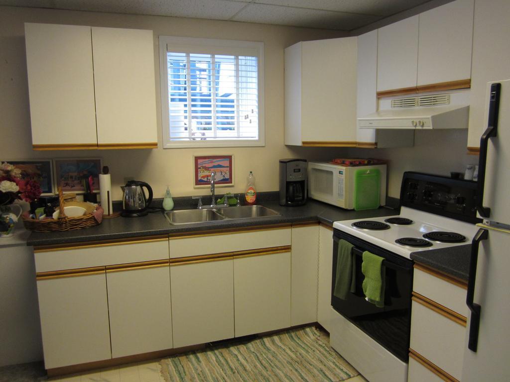 Casey'S Bed & Breakfast Whitehorse Rom bilde