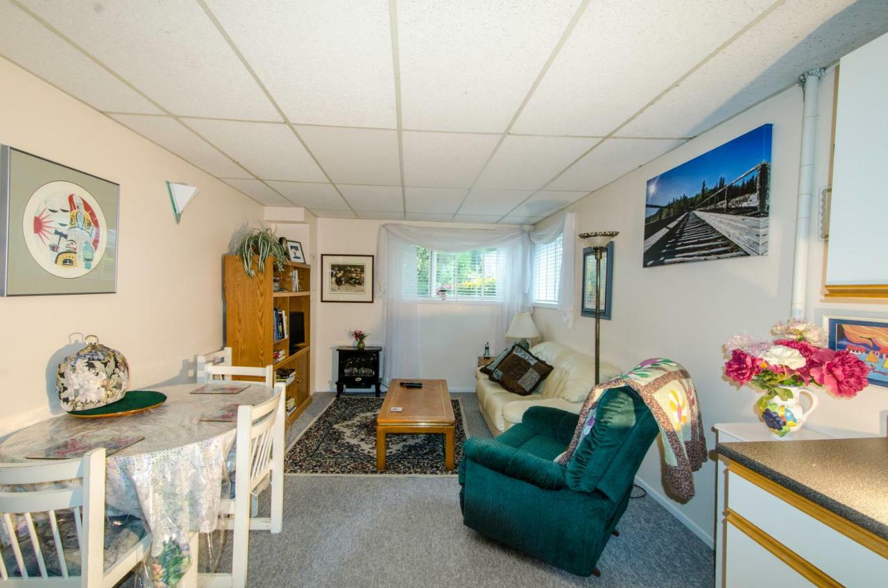 Casey'S Bed & Breakfast Whitehorse Eksteriør bilde